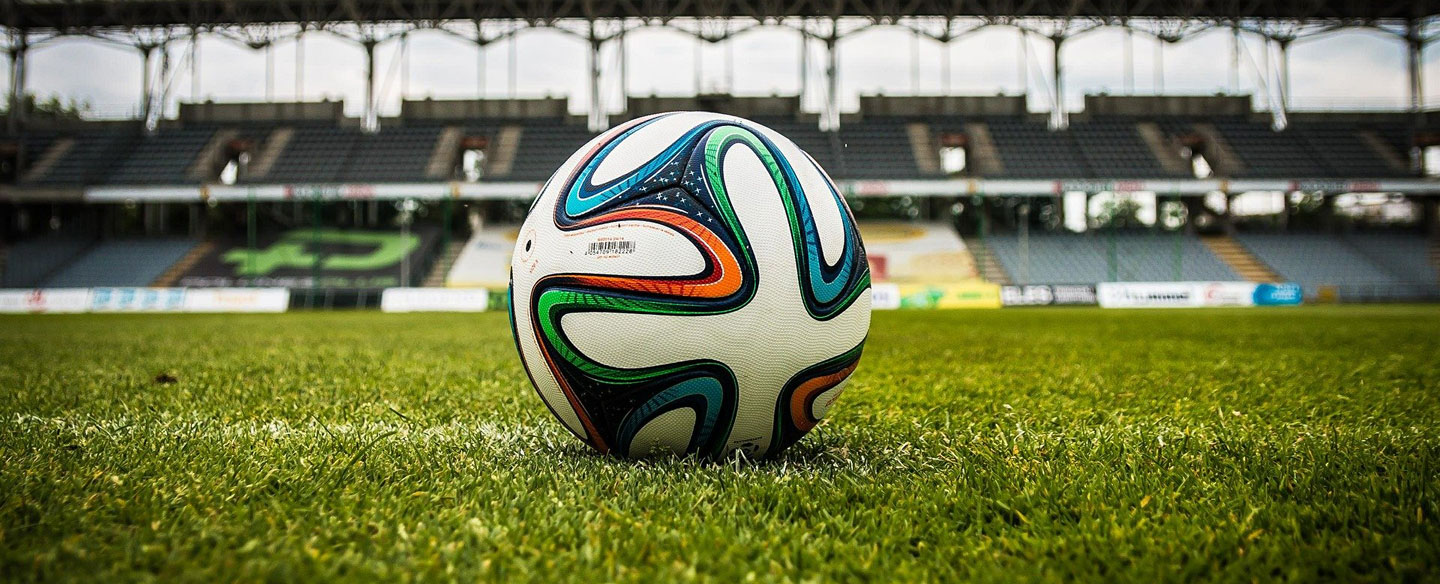 fussball leeres stadion - bildnachweis: Michal Jarmoluk auf Pixabay